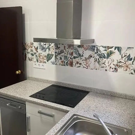 Piso Centrico En * Moguer